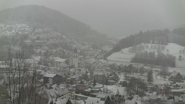 Dieses Bild zeigt eine Webcam-Aufnahme von Ottenhöfen, aufgenommen am Samstag, den 10.01.2026 um 09:40 Uhr