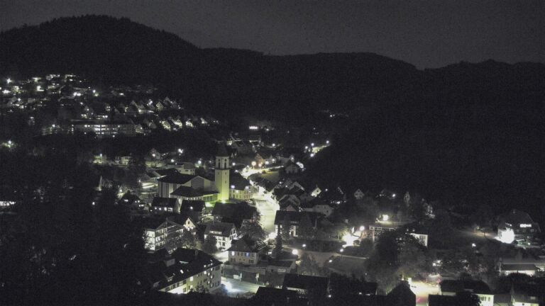 Dieses Bild zeigt eine Webcam-Aufnahme von Ottenhöfen, aufgenommen am Montag, den 28.09.2026 um 20:40 Uhr