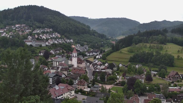 Dieses Bild zeigt eine Webcam-Aufnahme von Ottenhöfen, aufgenommen am Sonntag, den 31.05.2026 um 20:40 Uhr