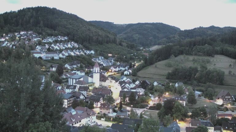 Dieses Bild zeigt eine Webcam-Aufnahme von Ottenhöfen, aufgenommen am Samstag, den 29.08.2026 um 06:10 Uhr