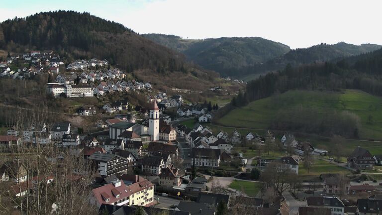 Dieses Bild zeigt eine Webcam-Aufnahme von Ottenhöfen, aufgenommen am Dienstag, den 03.03.2026 um 16:20 Uhr