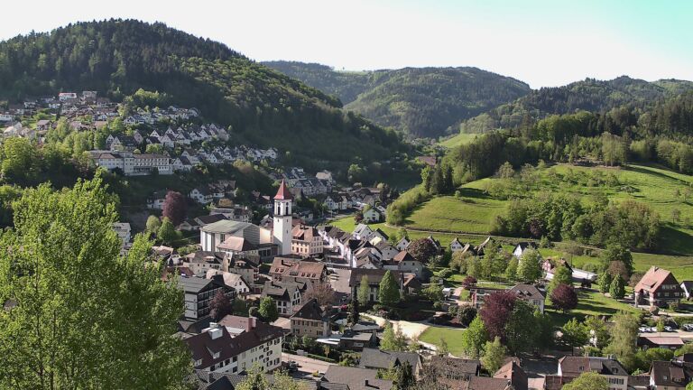 Dieses Bild zeigt eine Webcam-Aufnahme von Ottenhöfen, aufgenommen am Donnerstag, den 30.04.2026 um 09:10 Uhr
