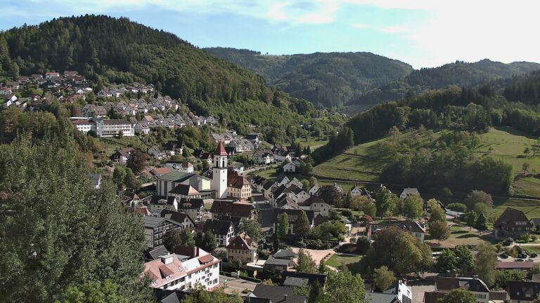 Dieses Bild zeigt eine Webcam-Aufnahme von Ottenhöfen, aufgenommen am Mittwoch, den 23.09.2026 um 15:40 Uhr