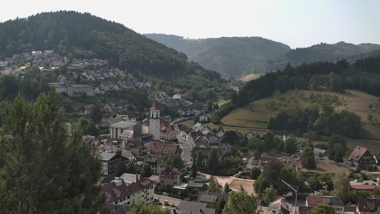 Dieses Bild zeigt eine Webcam-Aufnahme von Ottenhöfen, aufgenommen am Freitag, den 31.07.2026 um 11:00 Uhr