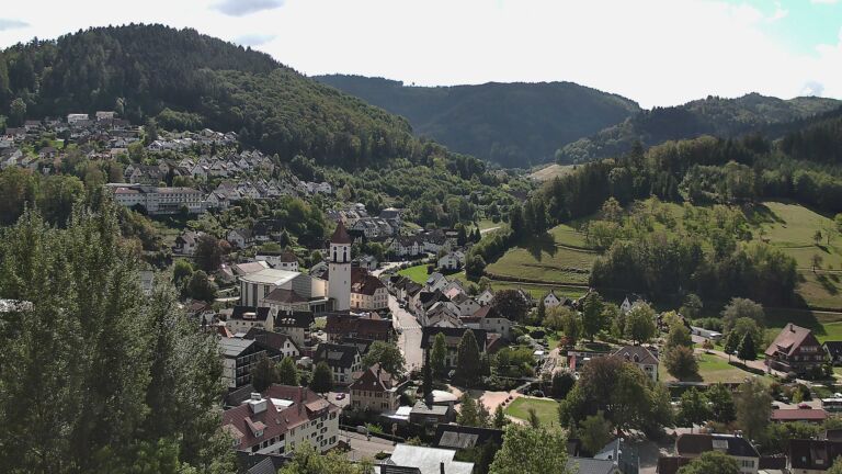 Dieses Bild zeigt eine Webcam-Aufnahme von Ottenhöfen, aufgenommen am Montag, den 14.09.2026 um 12:20 Uhr