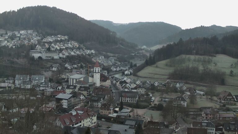 Dieses Bild zeigt eine Webcam-Aufnahme von Ottenhöfen, aufgenommen am Freitag, den 26.12.2025 um 08:40 Uhr