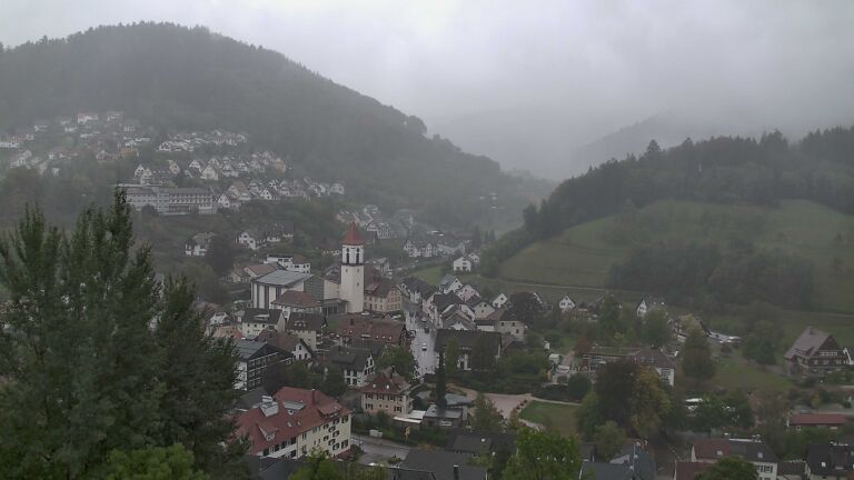 Dieses Bild zeigt eine Webcam-Aufnahme von Ottenhöfen, aufgenommen am Donnerstag, den 08.10.2026 um 12:30 Uhr