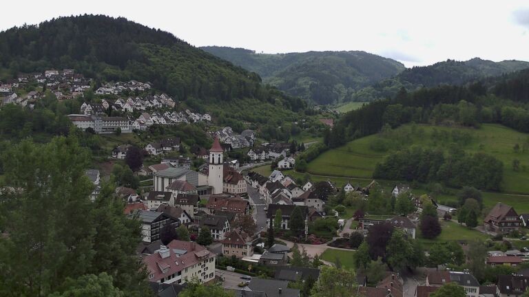 Dieses Bild zeigt eine Webcam-Aufnahme von Ottenhöfen, aufgenommen am Samstag, den 16.05.2026 um 11:50 Uhr