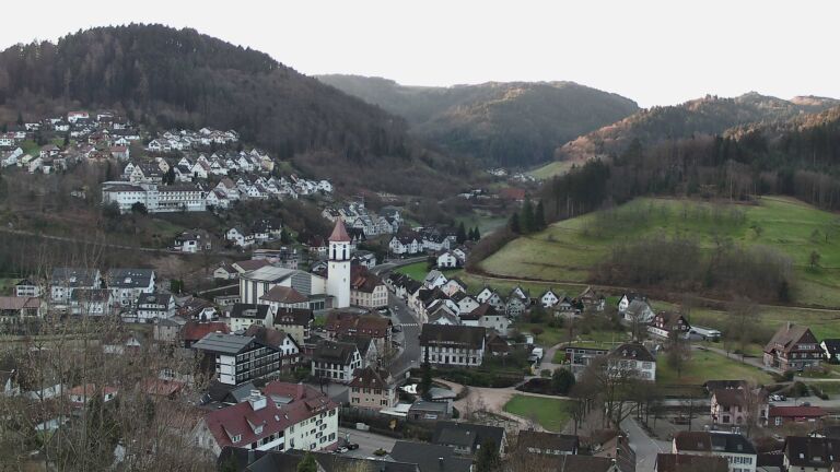 Dieses Bild zeigt eine Webcam-Aufnahme von Ottenhöfen, aufgenommen am Dienstag, den 03.03.2026 um 07:50 Uhr