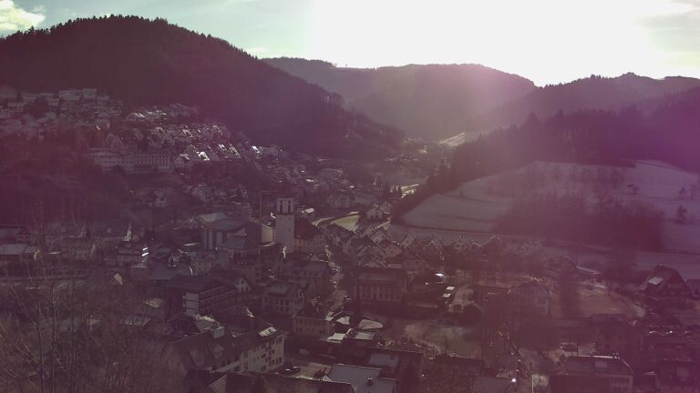 Dieses Bild zeigt eine Webcam-Aufnahme von Ottenhöfen, aufgenommen am Mittwoch, den 31.12.2025 um 11:50 Uhr