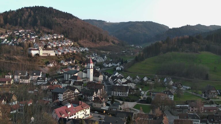 Dieses Bild zeigt eine Webcam-Aufnahme von Ottenhöfen, aufgenommen am Sonntag, den 22.03.2026 um 17:50 Uhr