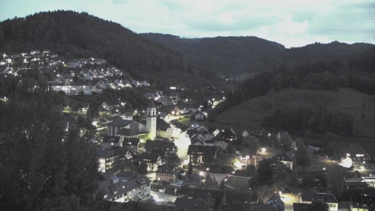 Dieses Bild zeigt eine Webcam-Aufnahme von Ottenhöfen, aufgenommen am Mittwoch, den 16.09.2026 um 20:10 Uhr