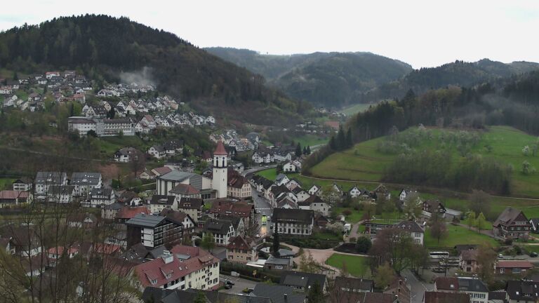 Dieses Bild zeigt eine Webcam-Aufnahme von Ottenhöfen, aufgenommen am Freitag, den 10.04.2026 um 07:40 Uhr