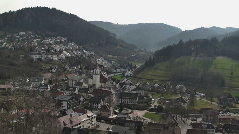 Dieses Bild zeigt eine Webcam-Aufnahme von Ottenhöfen, aufgenommen am Freitag, den 06.03.2026 um 13:20 Uhr