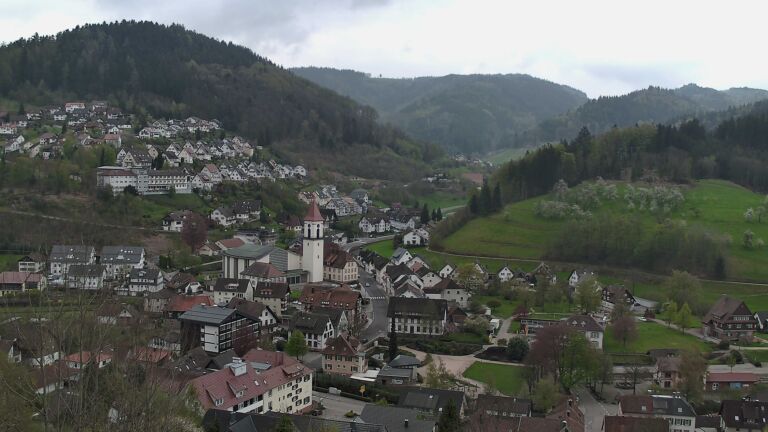 Dieses Bild zeigt eine Webcam-Aufnahme von Ottenhöfen, aufgenommen am Dienstag, den 14.04.2026 um 16:30 Uhr