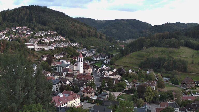 Dieses Bild zeigt eine Webcam-Aufnahme von Ottenhöfen, aufgenommen am Mittwoch, den 16.09.2026 um 19:30 Uhr