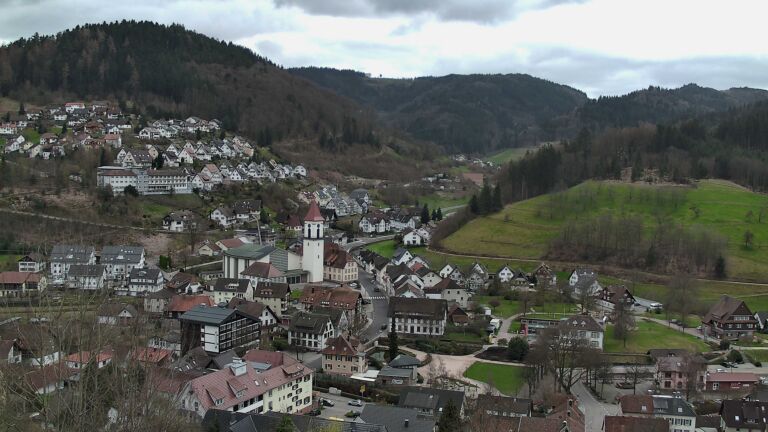 Dieses Bild zeigt eine Webcam-Aufnahme von Ottenhöfen, aufgenommen am Dienstag, den 17.03.2026 um 14:50 Uhr