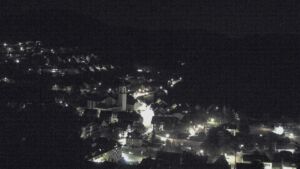 Dieses Bild zeigt eine Webcam-Aufnahme von Ottenhöfen, aufgenommen am Sonntag, den 12.07.2026 um 01:00 Uhr
