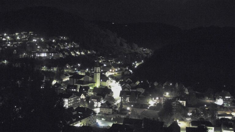 Dieses Bild zeigt eine Webcam-Aufnahme von Ottenhöfen, aufgenommen am Samstag, den 10.10.2026 um 20:30 Uhr