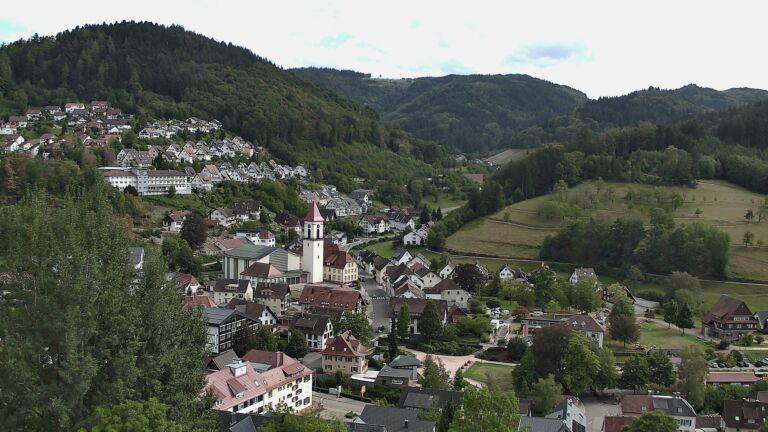 Dieses Bild zeigt eine Webcam-Aufnahme von Ottenhöfen, aufgenommen am Mittwoch, den 02.09.2026 um 15:50 Uhr