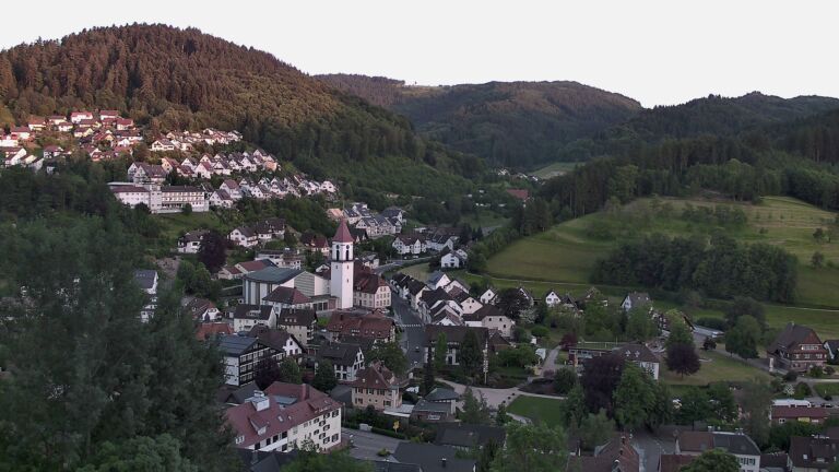 Dieses Bild zeigt eine Webcam-Aufnahme von Ottenhöfen, aufgenommen am Donnerstag, den 28.05.2026 um 21:00 Uhr