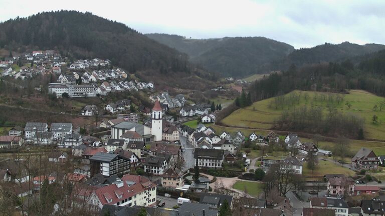 Dieses Bild zeigt eine Webcam-Aufnahme von Ottenhöfen, aufgenommen am Donnerstag, den 12.02.2026 um 10:20 Uhr