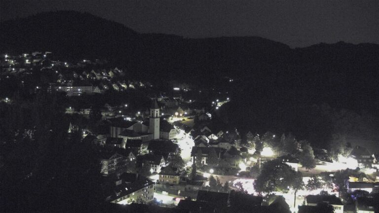 Dieses Bild zeigt eine Webcam-Aufnahme von Ottenhöfen, aufgenommen am Sonntag, den 26.07.2026 um 00:30 Uhr