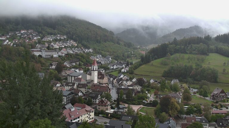 Dieses Bild zeigt eine Webcam-Aufnahme von Ottenhöfen, aufgenommen am Donnerstag, den 08.10.2026 um 12:40 Uhr