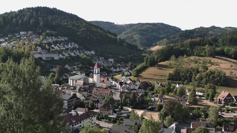 Dieses Bild zeigt eine Webcam-Aufnahme von Ottenhöfen, aufgenommen am Mittwoch, den 19.08.2026 um 09:20 Uhr