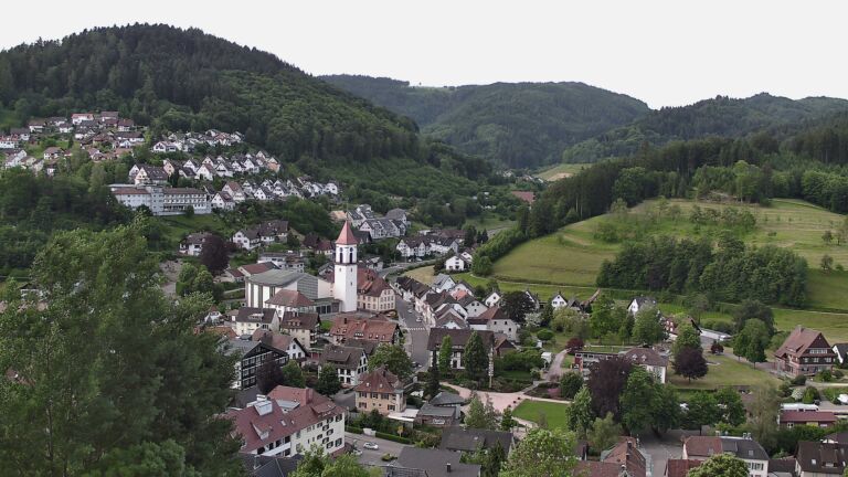Dieses Bild zeigt eine Webcam-Aufnahme von Ottenhöfen, aufgenommen am Samstag, den 30.05.2026 um 07:30 Uhr