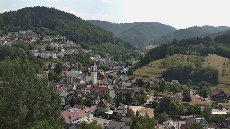 Dieses Bild zeigt eine Webcam-Aufnahme von Ottenhöfen, aufgenommen am Donnerstag, den 30.07.2026 um 14:40 Uhr