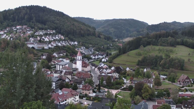 Dieses Bild zeigt eine Webcam-Aufnahme von Ottenhöfen, aufgenommen am Montag, den 21.09.2026 um 07:10 Uhr