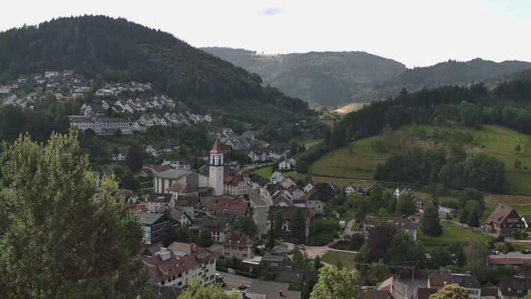 Dieses Bild zeigt eine Webcam-Aufnahme von Ottenhöfen, aufgenommen am Dienstag, den 30.06.2026 um 10:10 Uhr