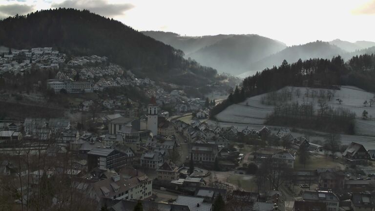 Dieses Bild zeigt eine Webcam-Aufnahme von Ottenhöfen, aufgenommen am Dienstag, den 30.12.2025 um 12:20 Uhr