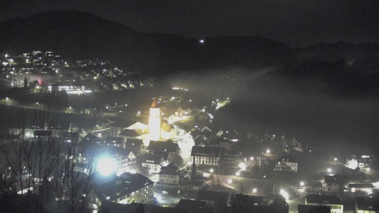 Dieses Bild zeigt eine Webcam-Aufnahme von Ottenhöfen, aufgenommen am Montag, den 02.02.2026 um 18:40 Uhr