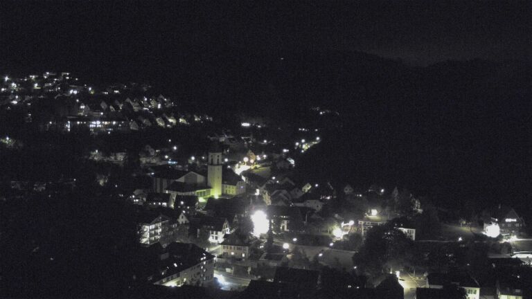 Dieses Bild zeigt eine Webcam-Aufnahme von Ottenhöfen, aufgenommen am Sonntag, den 13.09.2026 um 22:00 Uhr