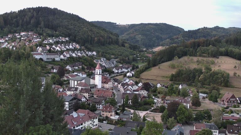 Dieses Bild zeigt eine Webcam-Aufnahme von Ottenhöfen, aufgenommen am Samstag, den 15.08.2026 um 06:20 Uhr