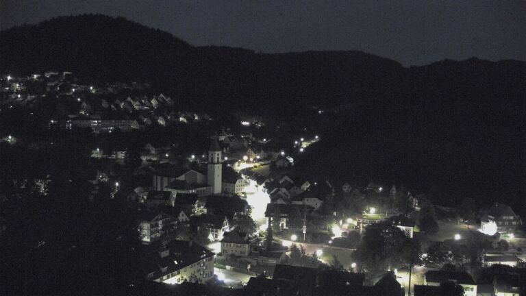 Dieses Bild zeigt eine Webcam-Aufnahme von Ottenhöfen, aufgenommen am Dienstag, den 16.06.2026 um 04:00 Uhr