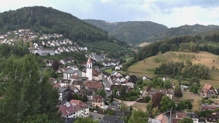 Dieses Bild zeigt eine Webcam-Aufnahme von Ottenhöfen, aufgenommen am Mittwoch, den 15.07.2026 um 06:40 Uhr