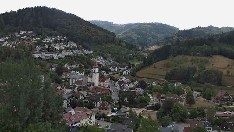 Dieses Bild zeigt eine Webcam-Aufnahme von Ottenhöfen, aufgenommen am Samstag, den 22.08.2026 um 09:50 Uhr