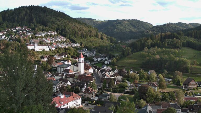 Dieses Bild zeigt eine Webcam-Aufnahme von Ottenhöfen, aufgenommen am Mittwoch, den 16.09.2026 um 18:30 Uhr