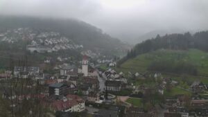 Dieses Bild zeigt eine Webcam-Aufnahme von Ottenhöfen, aufgenommen am Freitag, den 10.04.2026 um 10:40 Uhr