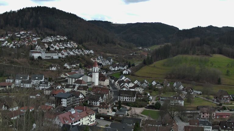 Dieses Bild zeigt eine Webcam-Aufnahme von Ottenhöfen, aufgenommen am Montag, den 23.02.2026 um 15:20 Uhr