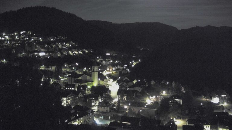 Dieses Bild zeigt eine Webcam-Aufnahme von Ottenhöfen, aufgenommen am Montag, den 21.09.2026 um 21:00 Uhr