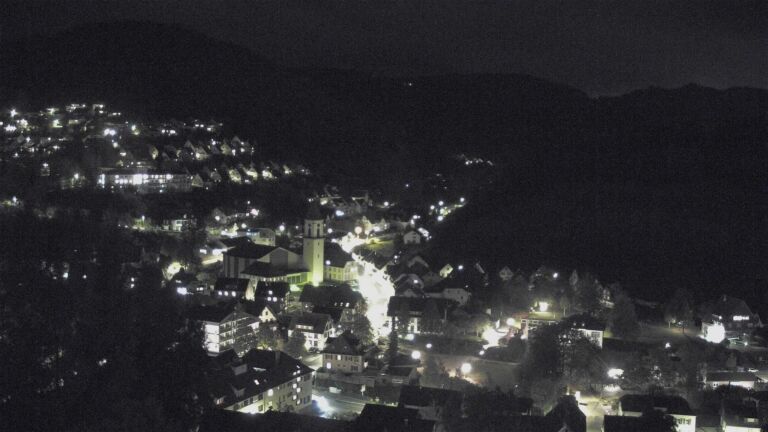 Dieses Bild zeigt eine Webcam-Aufnahme von Ottenhöfen, aufgenommen am Freitag, den 23.10.2026 um 20:20 Uhr