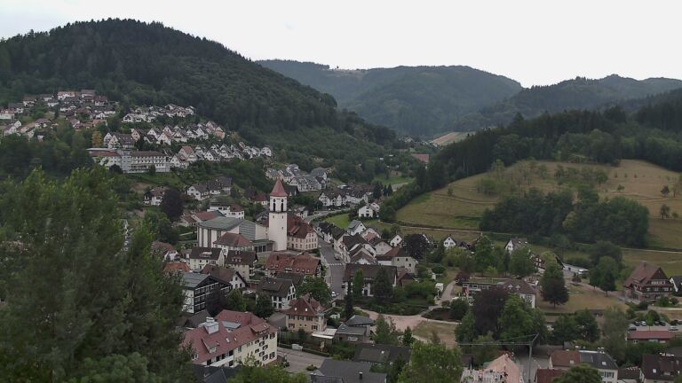 Dieses Bild zeigt eine Webcam-Aufnahme von Ottenhöfen, aufgenommen am Mittwoch, den 15.07.2026 um 10:40 Uhr