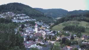 Dieses Bild zeigt eine Webcam-Aufnahme von Ottenhöfen, aufgenommen am Dienstag, den 02.06.2026 um 05:00 Uhr