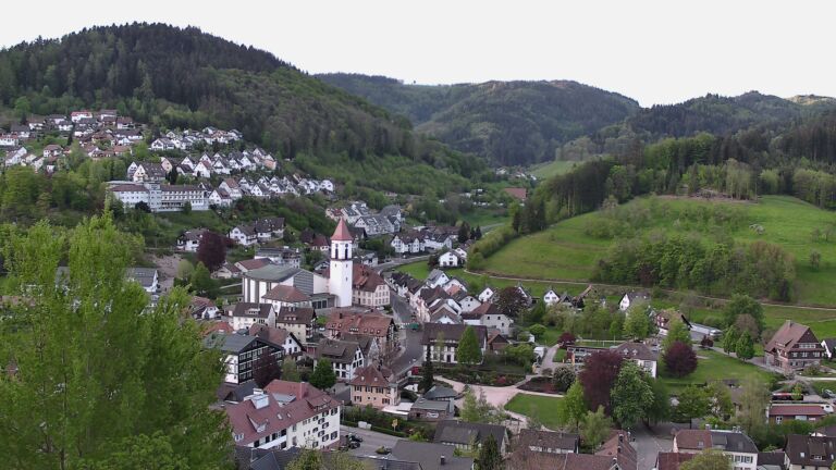 Dieses Bild zeigt eine Webcam-Aufnahme von Ottenhöfen, aufgenommen am Mittwoch, den 29.04.2026 um 06:40 Uhr