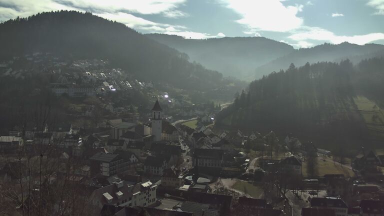 Dieses Bild zeigt eine Webcam-Aufnahme von Ottenhöfen, aufgenommen am Donnerstag, den 05.02.2026 um 12:20 Uhr