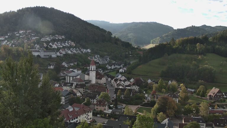 Dieses Bild zeigt eine Webcam-Aufnahme von Ottenhöfen, aufgenommen am Freitag, den 16.10.2026 um 09:30 Uhr